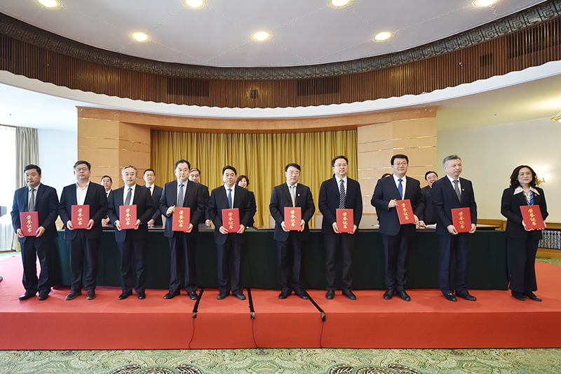 合影2.jpg