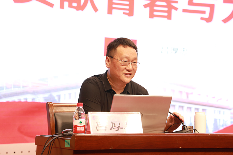 203A1113.jpg